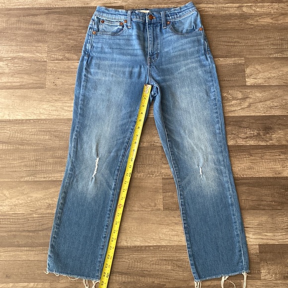 Madewell The High-Rise Slim Boyjean in Dover Wash: Raw-Hemmed Edition size 26 - Picture 6 of 15